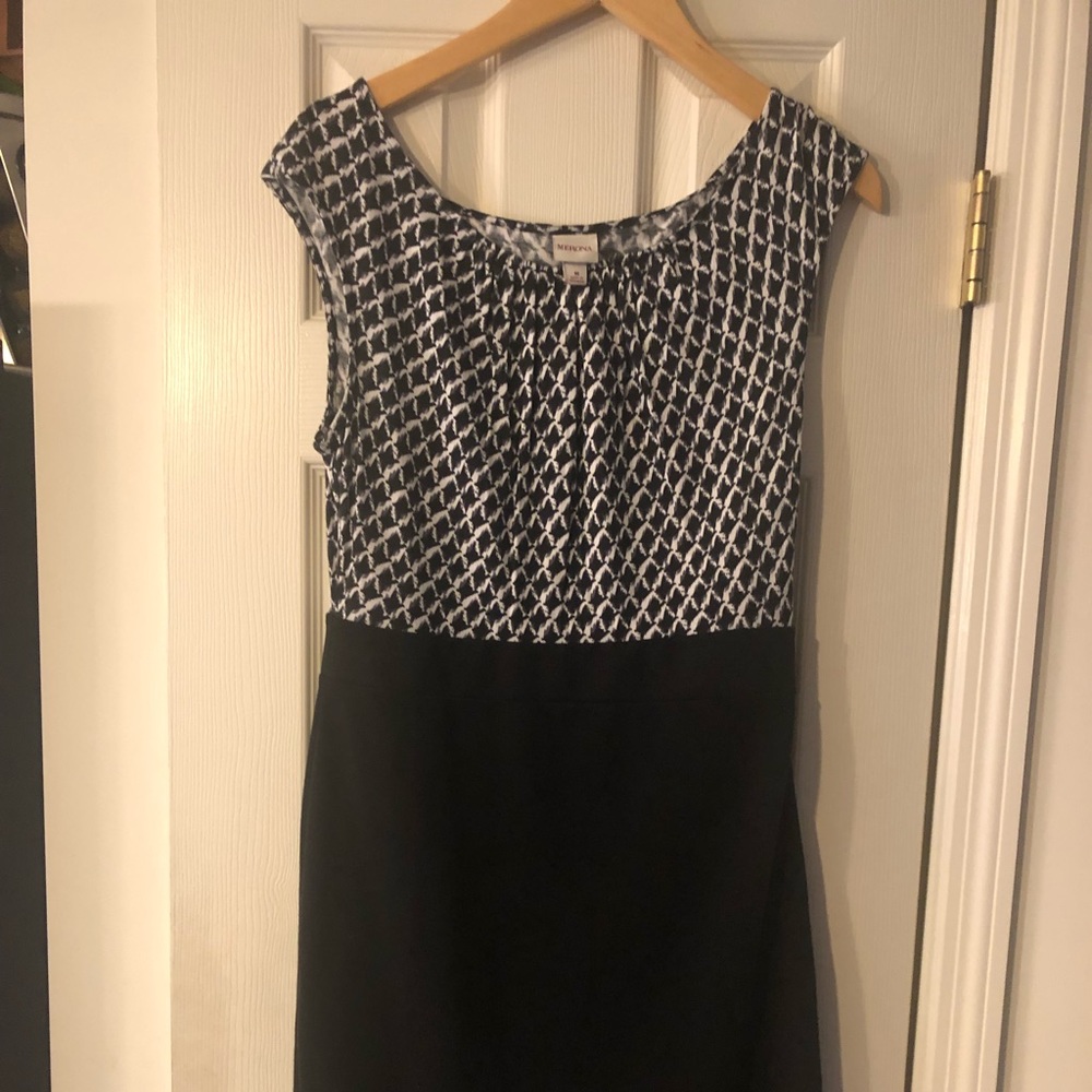 Women’s Merona Black/White sleeveless dress.